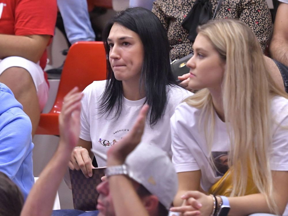 Cristina Neagu a anunțat când se retrage de la națională_6