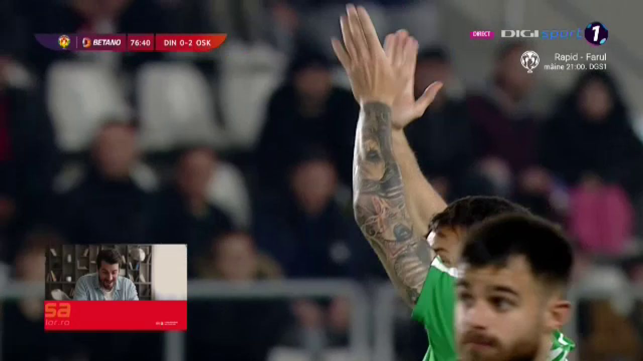 Denis Ciobotariu a întrerupt interviul pentru a le răspunde fanilor lui Dinamo: