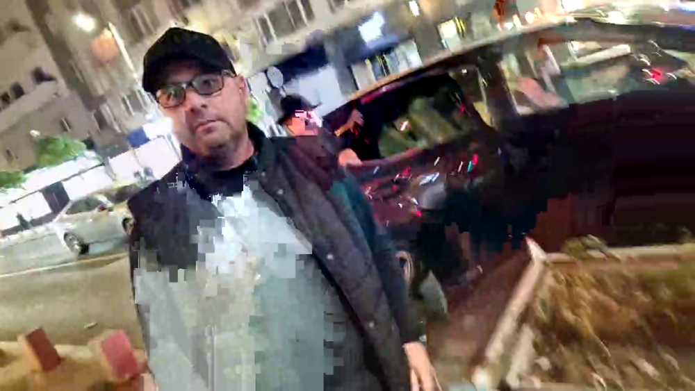 Dumitru Dragomir s-a luat la bătaie cu protestatarul Marian 