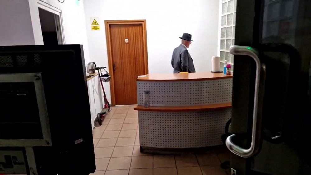 Dumitru Dragomir s-a luat la bătaie cu protestatarul Marian 
