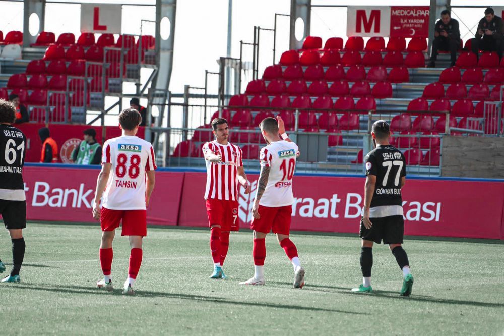 ”Valentin Gheorghe fie lăudat!”. Mijlocașul împrumutat de la FCSB, marcator și MVP în Turcia_4