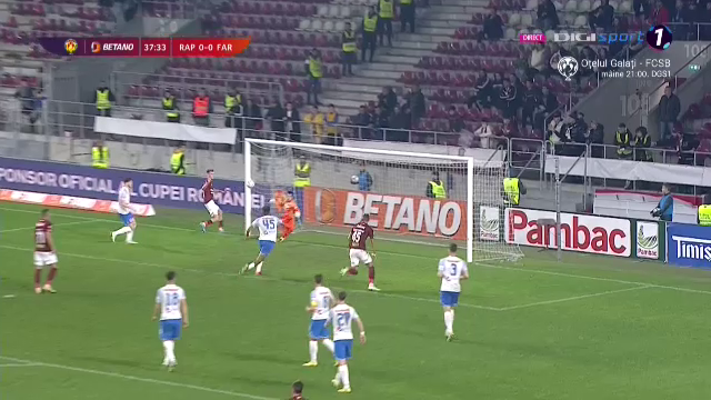 Ratare uriașă în Rapid - Farul Constanța! Dugandzic nu a putut marca din câțiva metri_3
