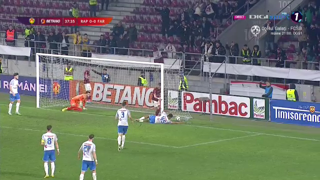 Ratare uriașă în Rapid - Farul Constanța! Dugandzic nu a putut marca din câțiva metri_6