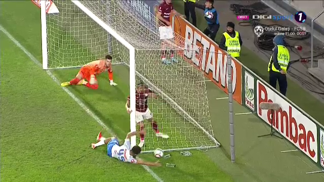 Ratare uriașă în Rapid - Farul Constanța! Dugandzic nu a putut marca din câțiva metri_16