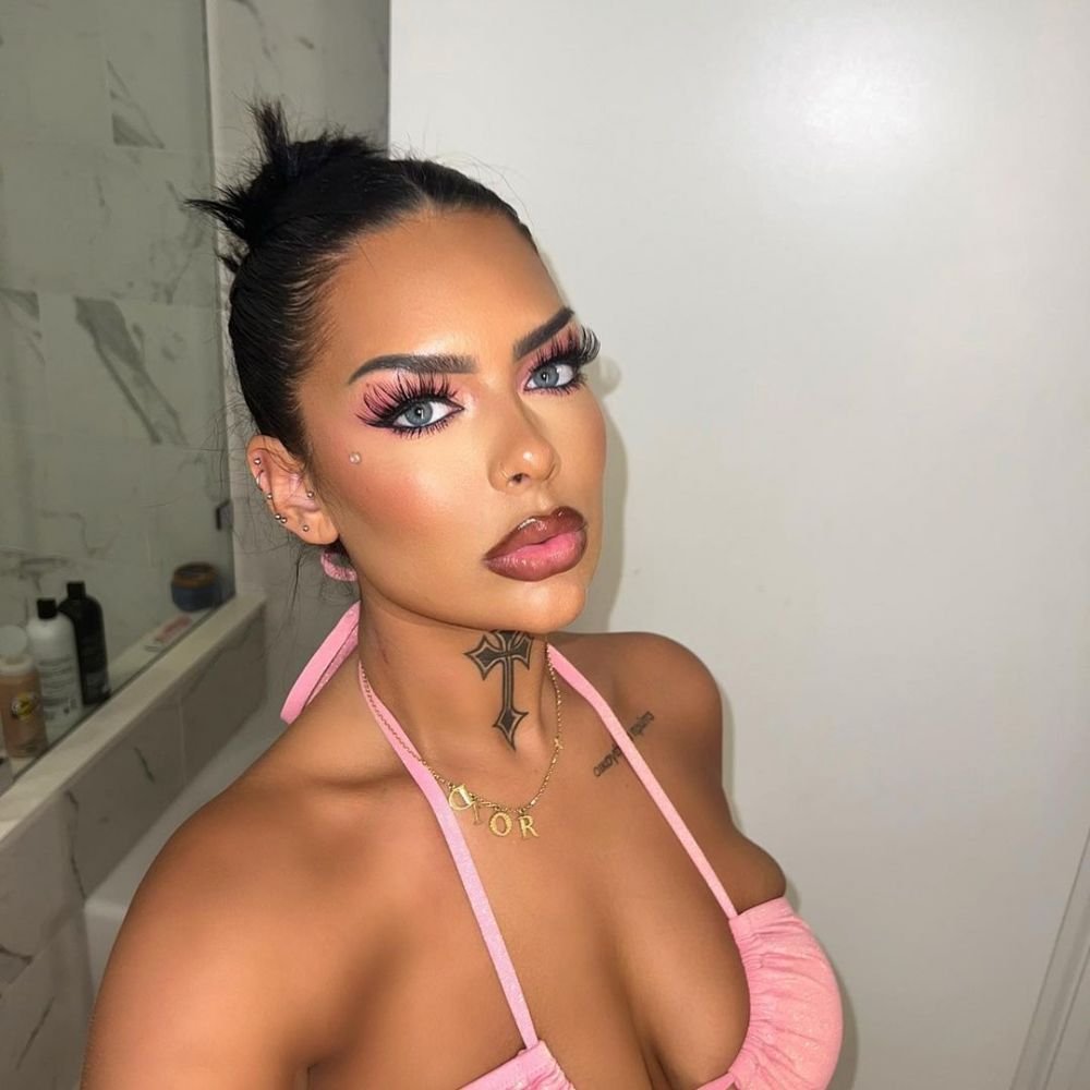 Modelul care a spus că a întreținut relații sexuale cu 7 staruri NBA într-o singură seară și-a anunțat sarcina! _7