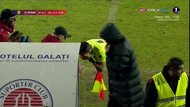 Explicația hilară pentru gazele lacrimogene de la Oțelul Galați - FCSB: „I s-a agățat colegului spray-ul în gard!”_20