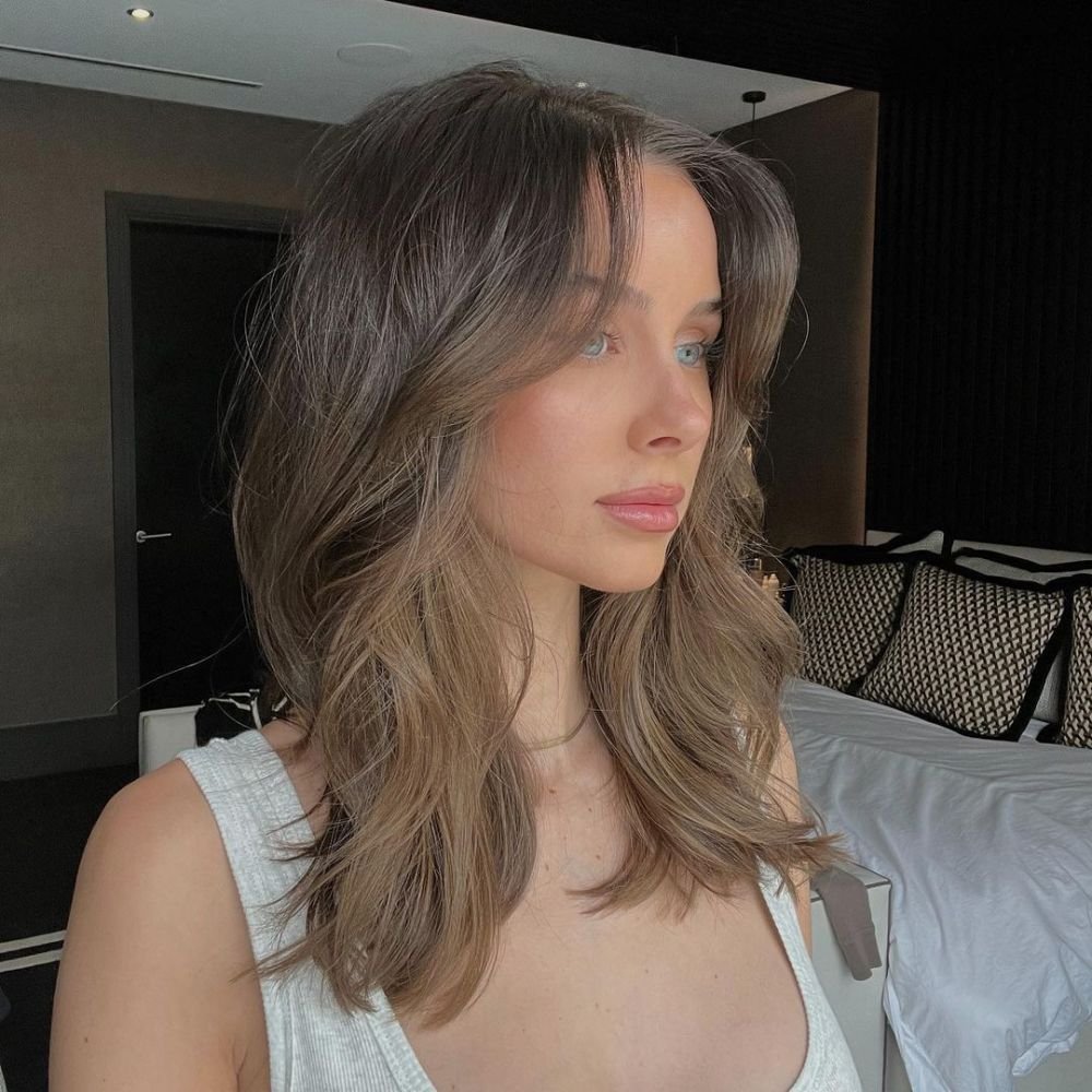 Partenera noului star al Angliei face senzație pe rețelele de socializare. Are 28 de ani, este model și locuiește în Los Angeles_42
