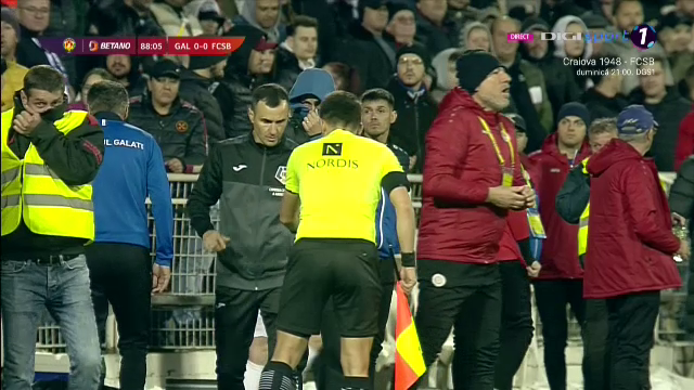 Jandarmeria a lămurit misterul gazelor lacrimogene apărute din senin la Oțelul Galați - FCSB, din Cupa României _9