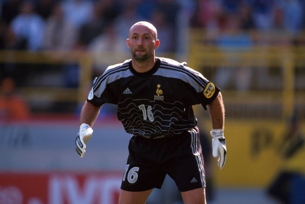 Cei doi portari care dețin același record la Campionatul Mondial: Unul dintre ei a fost suspendat, pentru că a scuipat arbitrul_7