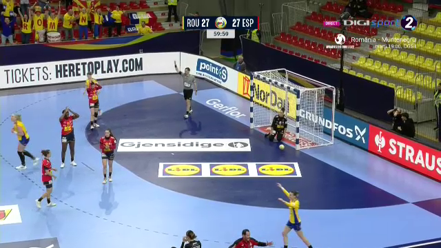 Reacție fantastică a Cristinei Neagu după aruncarea decisivă a lui Bazaliu + Antrenorului Florentin Pera i s-a făcut rău_15