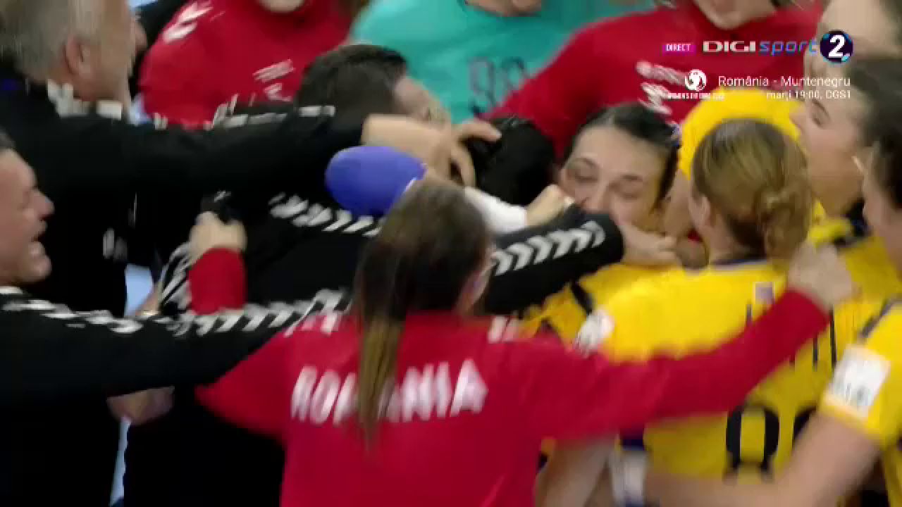 Reacție fantastică a Cristinei Neagu după aruncarea decisivă a lui Bazaliu + Antrenorului Florentin Pera i s-a făcut rău_27
