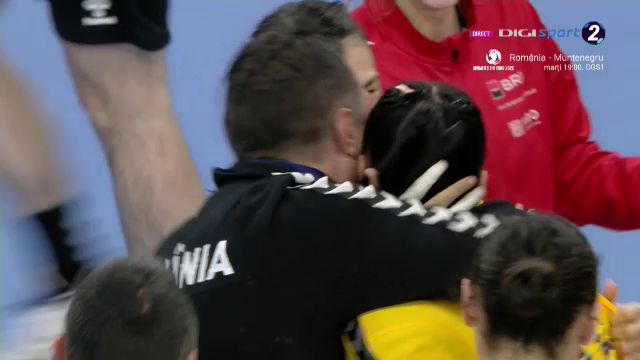 Reacție fantastică a Cristinei Neagu după aruncarea decisivă a lui Bazaliu + Antrenorului Florentin Pera i s-a făcut rău_35
