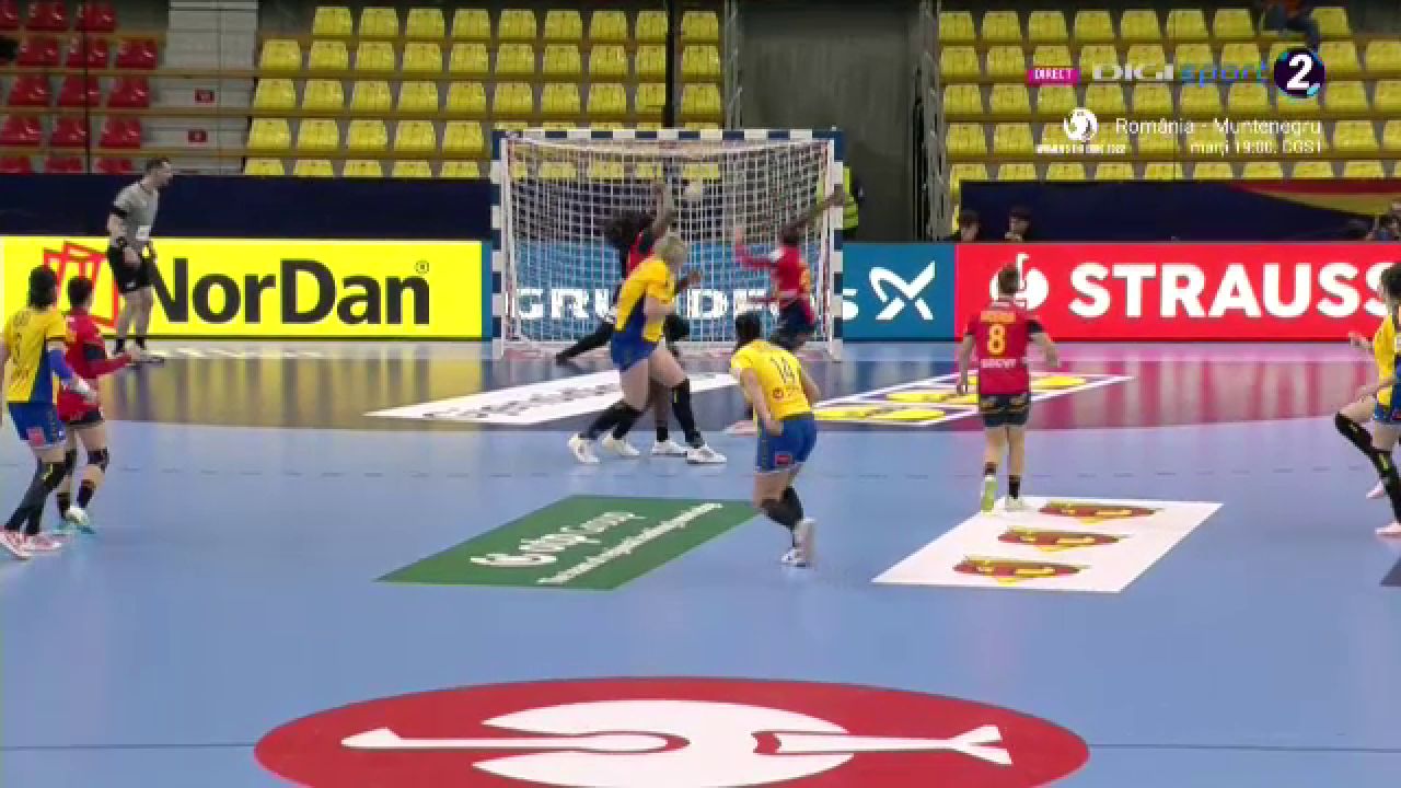 Reacție fantastică a Cristinei Neagu după aruncarea decisivă a lui Bazaliu + Antrenorului Florentin Pera i s-a făcut rău_47