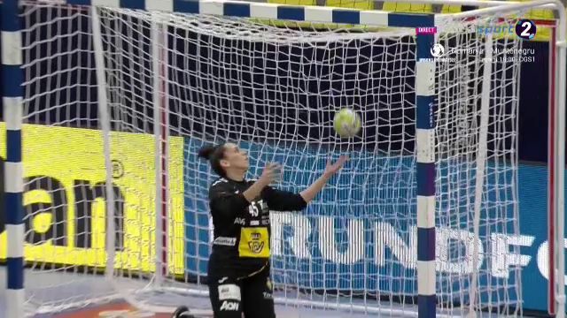 Reacție fantastică a Cristinei Neagu după aruncarea decisivă a lui Bazaliu + Antrenorului Florentin Pera i s-a făcut rău_53