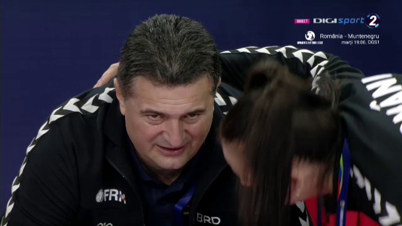 Reacție fantastică a Cristinei Neagu după aruncarea decisivă a lui Bazaliu + Antrenorului Florentin Pera i s-a făcut rău_91