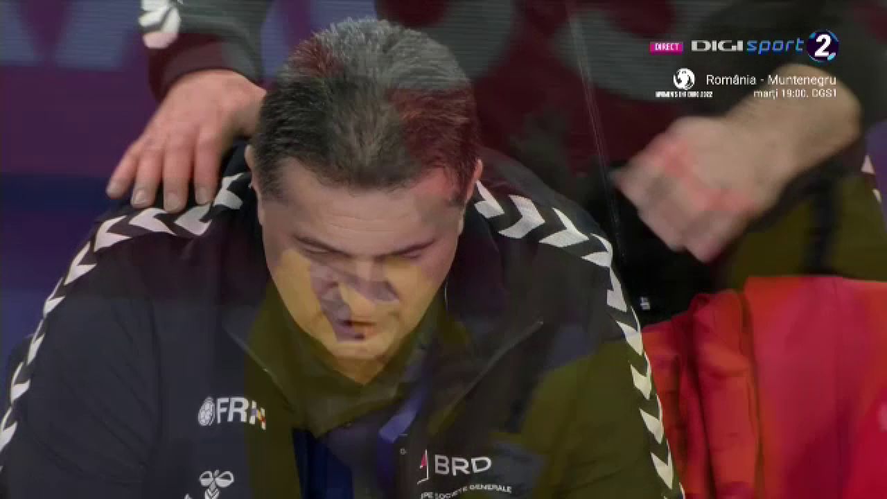 Reacție fantastică a Cristinei Neagu după aruncarea decisivă a lui Bazaliu + Antrenorului Florentin Pera i s-a făcut rău_100