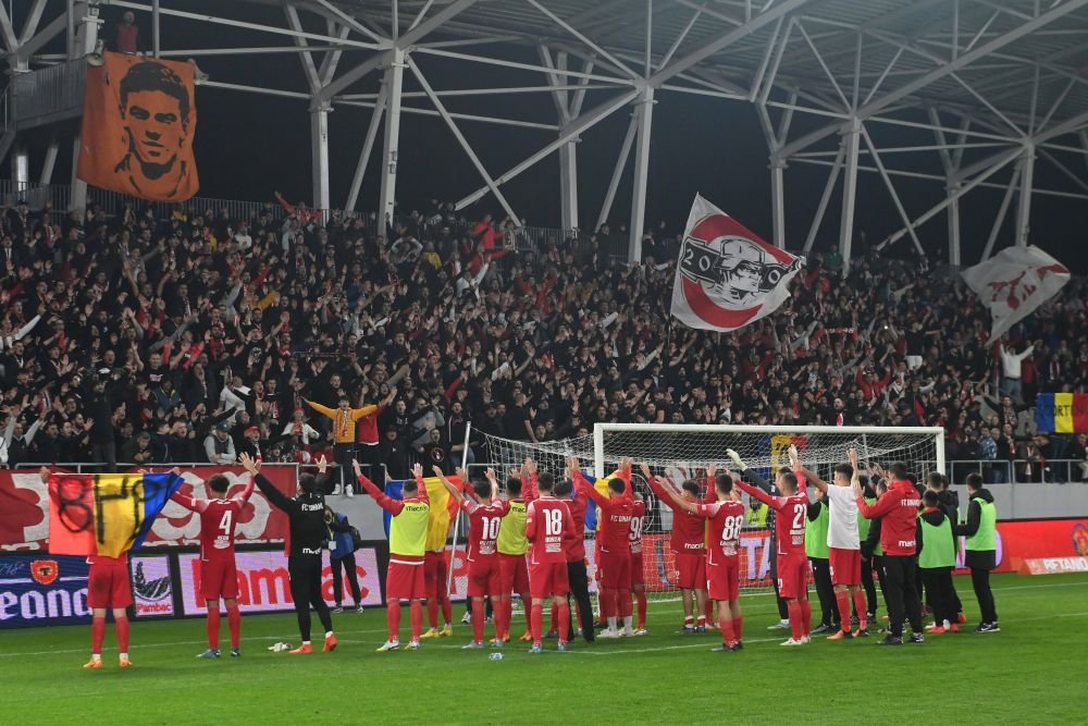 ”Normal că ne-am supărat”. Alin Petrache iese la atac după pagubele produse de fanii lui Dinamo pe ”Arcul de Triumf”_9