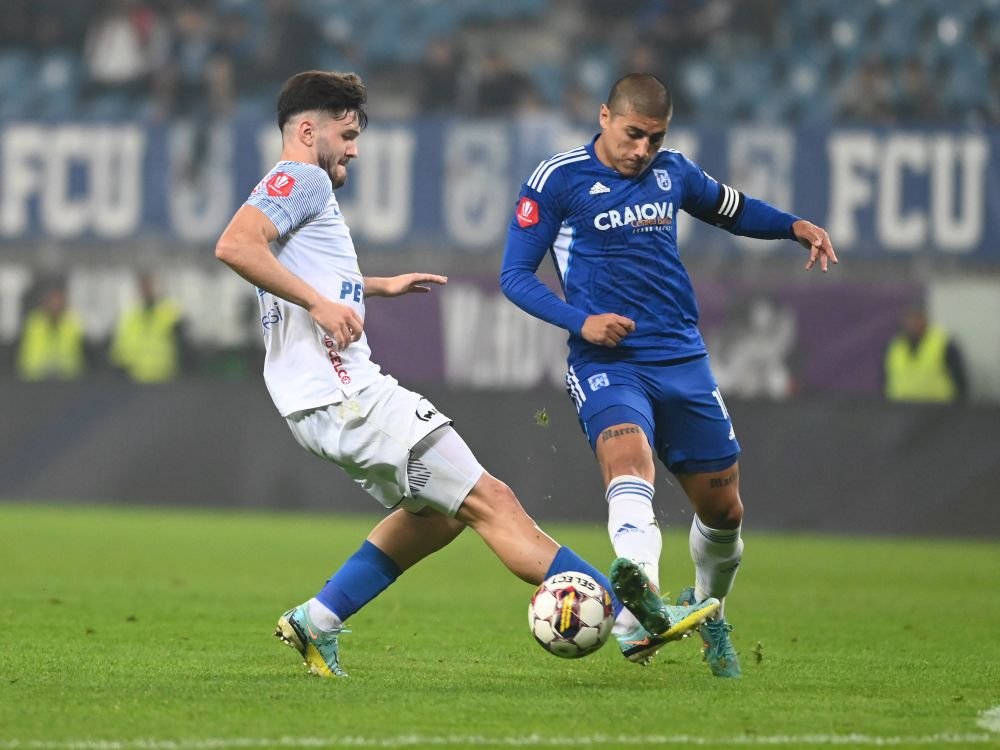 De ce nu e Juan Bauza în primul 11 al oltenilor în partida FCU Craiova - FCSB_3
