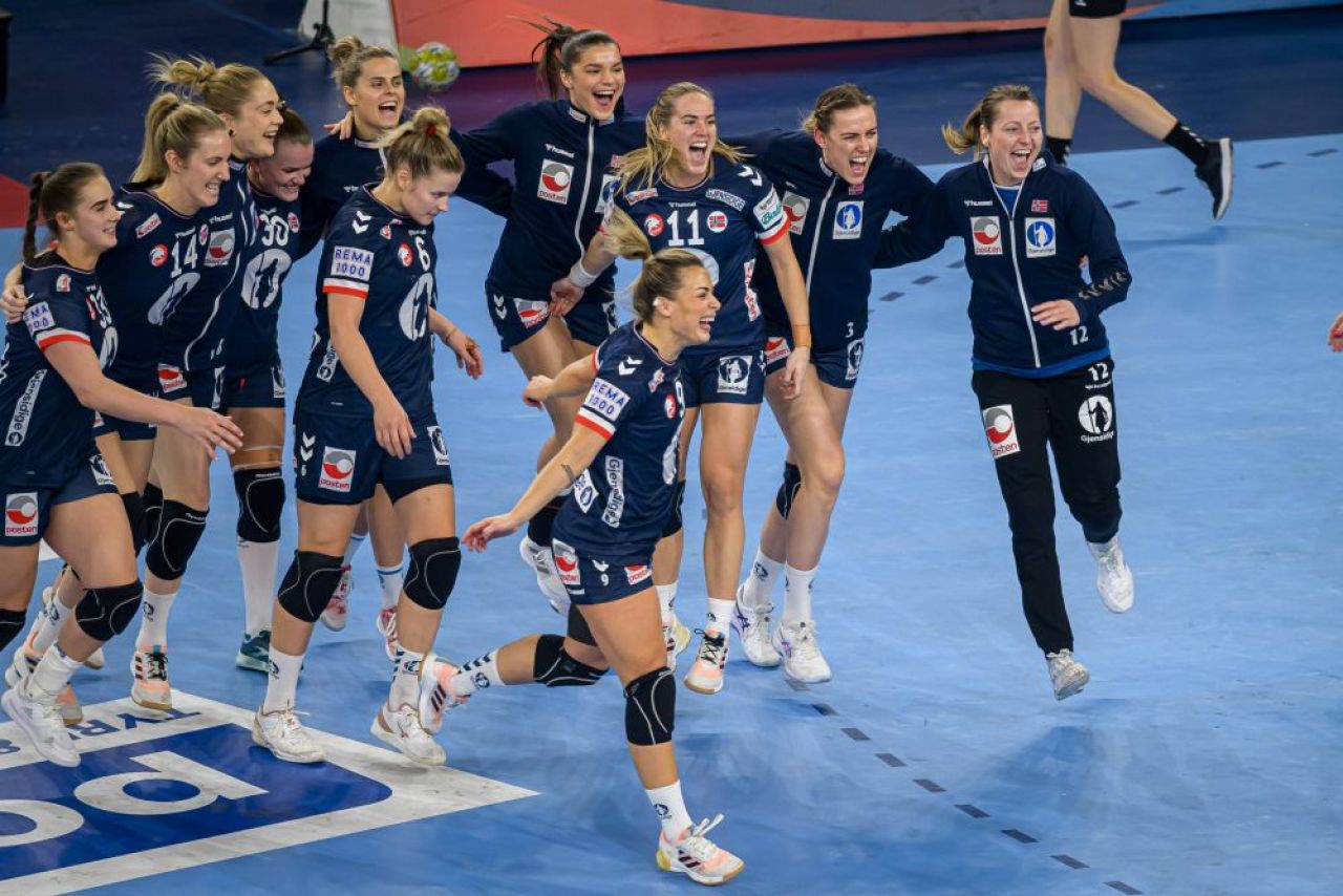 Știm prima echipă calificată în semifinalele Europeanului de handbal! România joacă marți cu Muntenegru_4