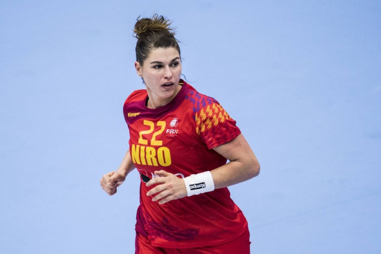 „Nu m-aș fi putut abține să nu comentez la arbitri”. Oana Manea, reacție dură în urma eliminării României de la EHF EURO + Ce a spus despre Bianca Bazaliu_1