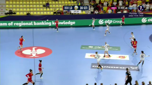 România - Germania 28-32. Final de European pentru tricolore, care rămân cu un gust amar după arbitrajul cu Muntenegru. Neagu, golul 300_4