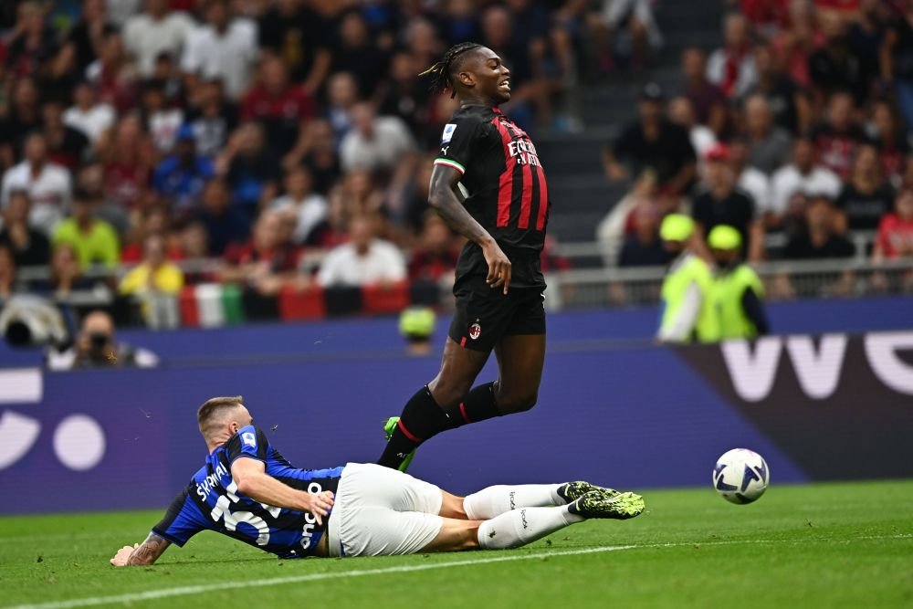 Granzii fotbalului trebuie să aștepte pentru semnătura lui! Portughezul care „a pus pe hold” echipe precum Real Madrid, Barcelona sau Chelsea_6