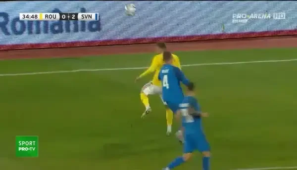 Rom&acirc;nia - Slovenia 0-2 | Denis Drăguș, șut complet eșuat