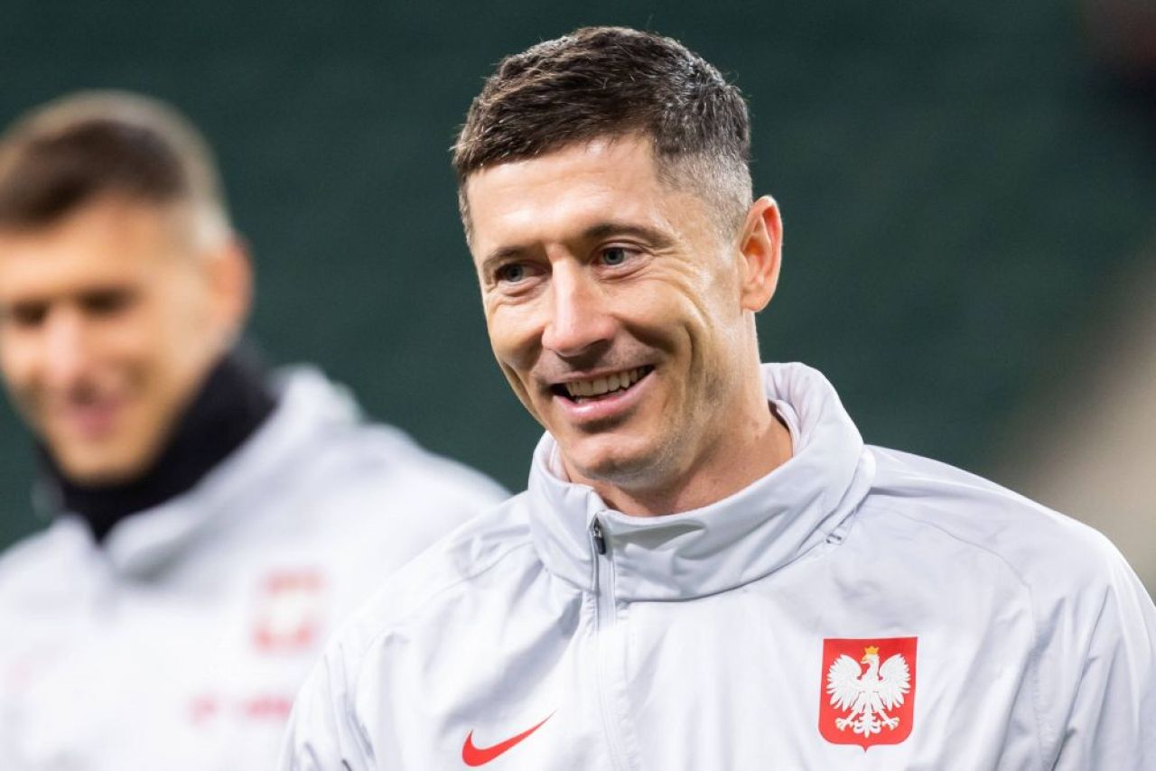 Lewandowski, deranjat la conferința de presă de un jurnalist argentinian care l-a întrebat despre Messi: ”Când am spus asta?”_1