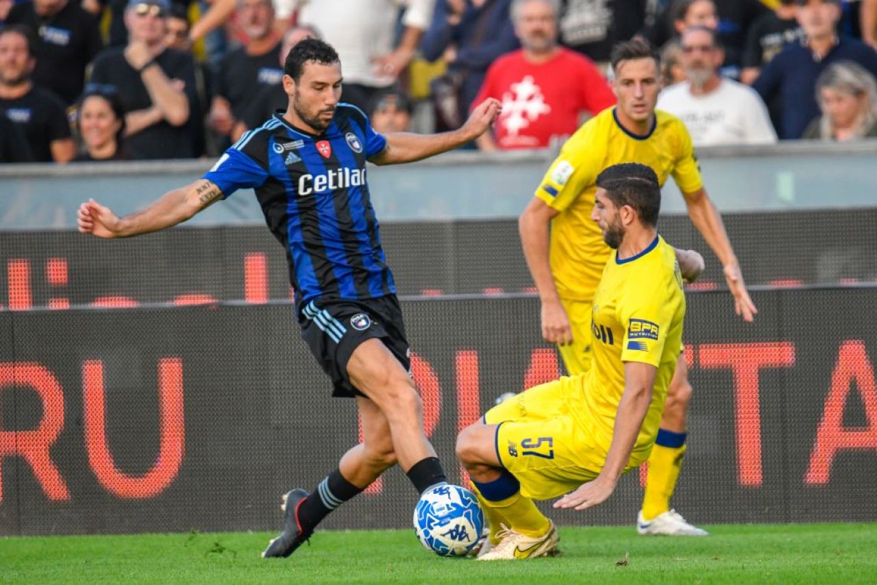 Cel mai bun fotbalist moldovean evoluează la Pisa, unde este coleg cu Moruțan, Marin și Rus_4