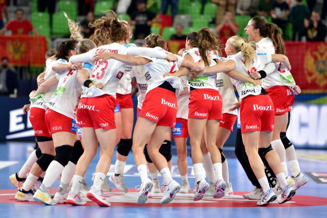 Incredibila Katrine Lunde! Handbalista de 42 de ani aduce un nou titlu european pentru Norvegia după o finală dramatică cu Danemarca_1