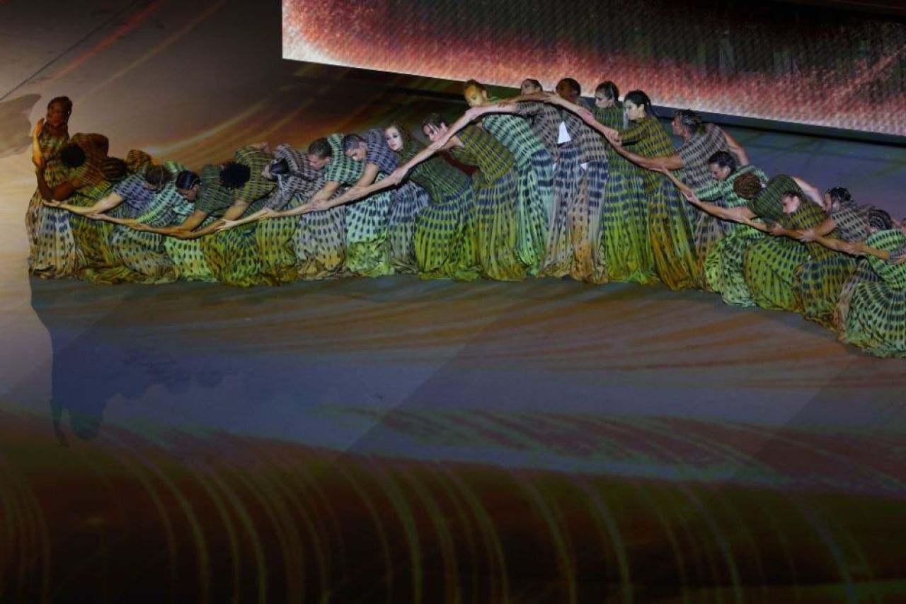 Imagini spectaculoase de la festivitatea de deschidere a Campionatului Mondial din Qatar. Poveste în culori_7