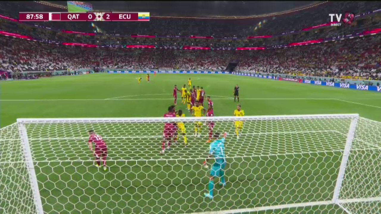 Au șters-o! Fanii au golit stadionul înainte ca meciul Qatar - Ecuador să se termine_1