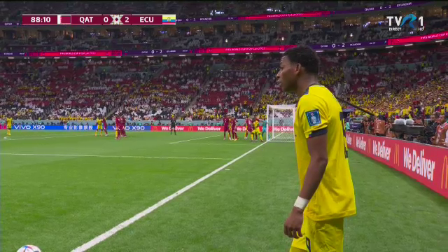 Au șters-o! Fanii au golit stadionul înainte ca meciul Qatar - Ecuador să se termine_4