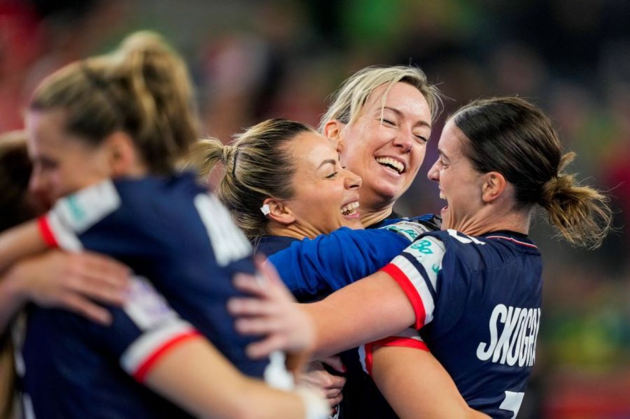 Incredibila Katrine Lunde! Handbalista de 42 de ani aduce un nou titlu european pentru Norvegia după o finală dramatică cu Danemarca_9