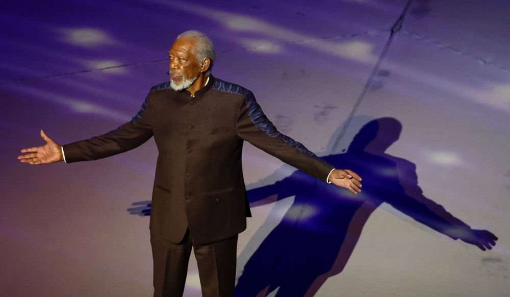 Morgan Freeman, atacat pentru participarea la ceremonia de deschidere a CM din Qatar: ”Ai luat bani plini de sânge!”_5