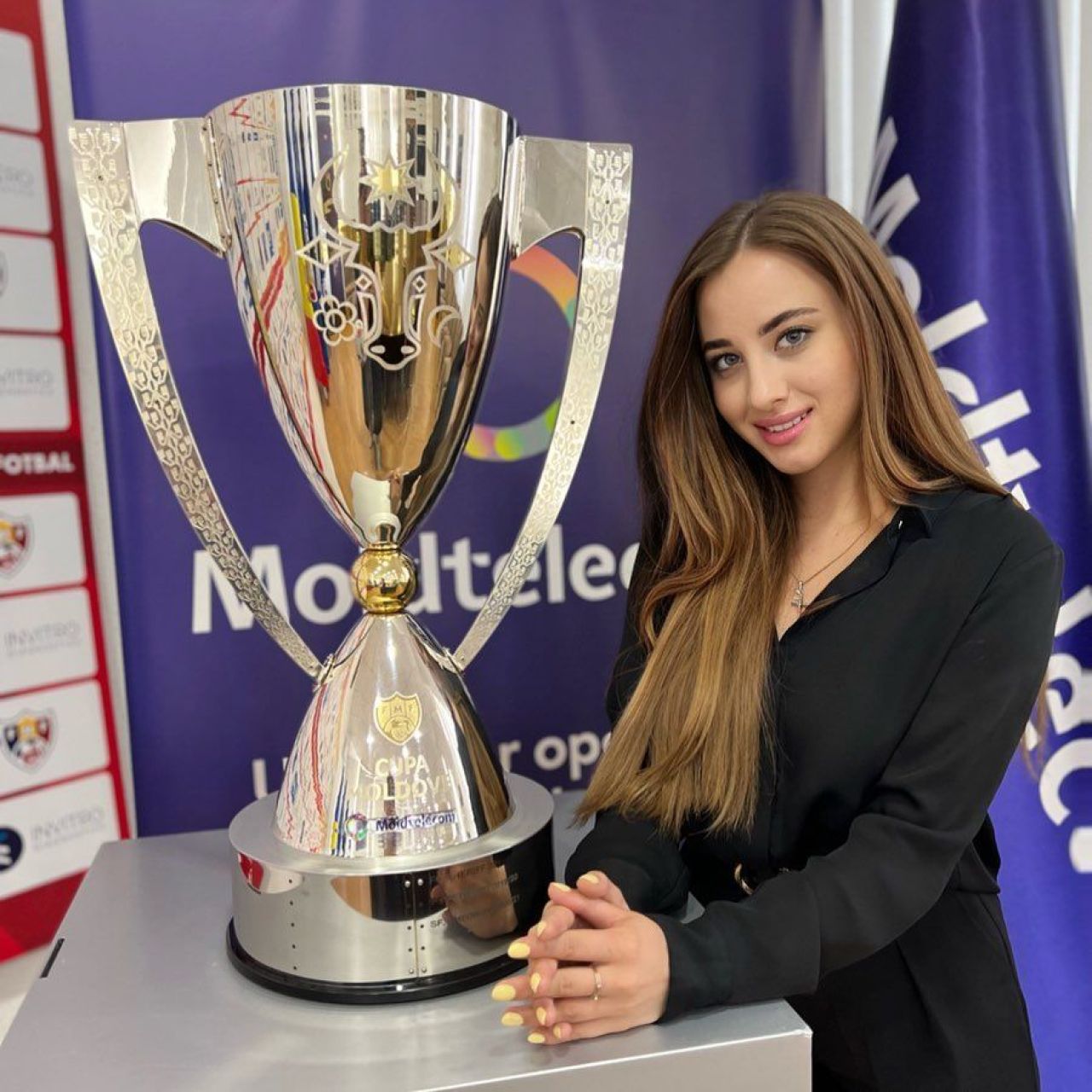 Olivia Cucoș a fost atracția serii la Moldova - România 0-5! Jucătorii preferați din Liga 1 ai jurnalistei de la TeleRadio Moldova _12