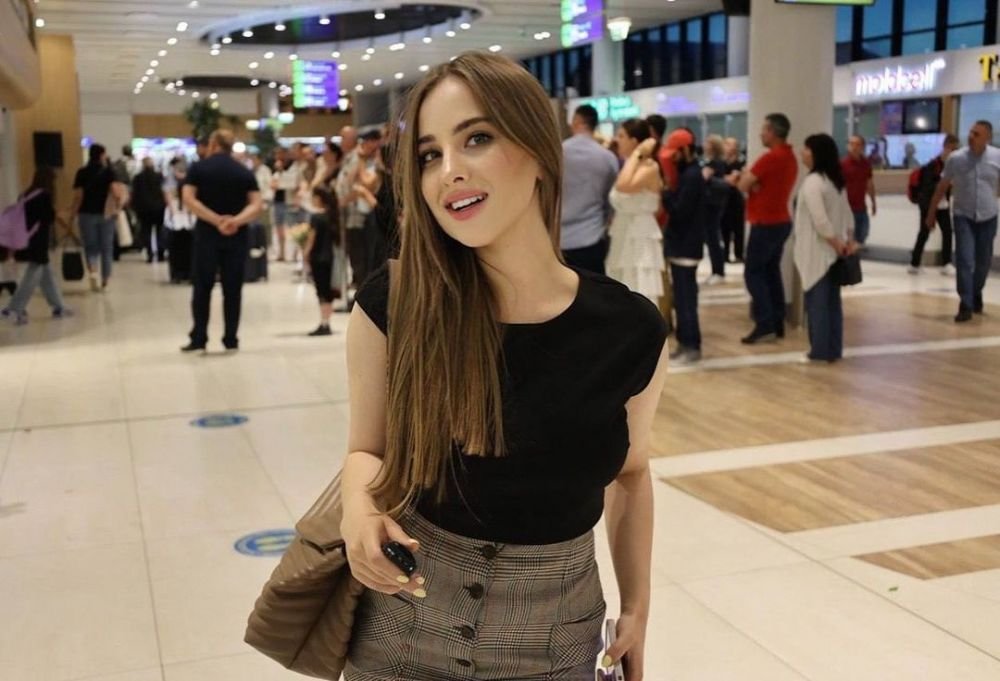 Olivia Cucoș a fost atracția serii la Moldova - România 0-5! Jucătorii preferați din Liga 1 ai jurnalistei de la TeleRadio Moldova _14
