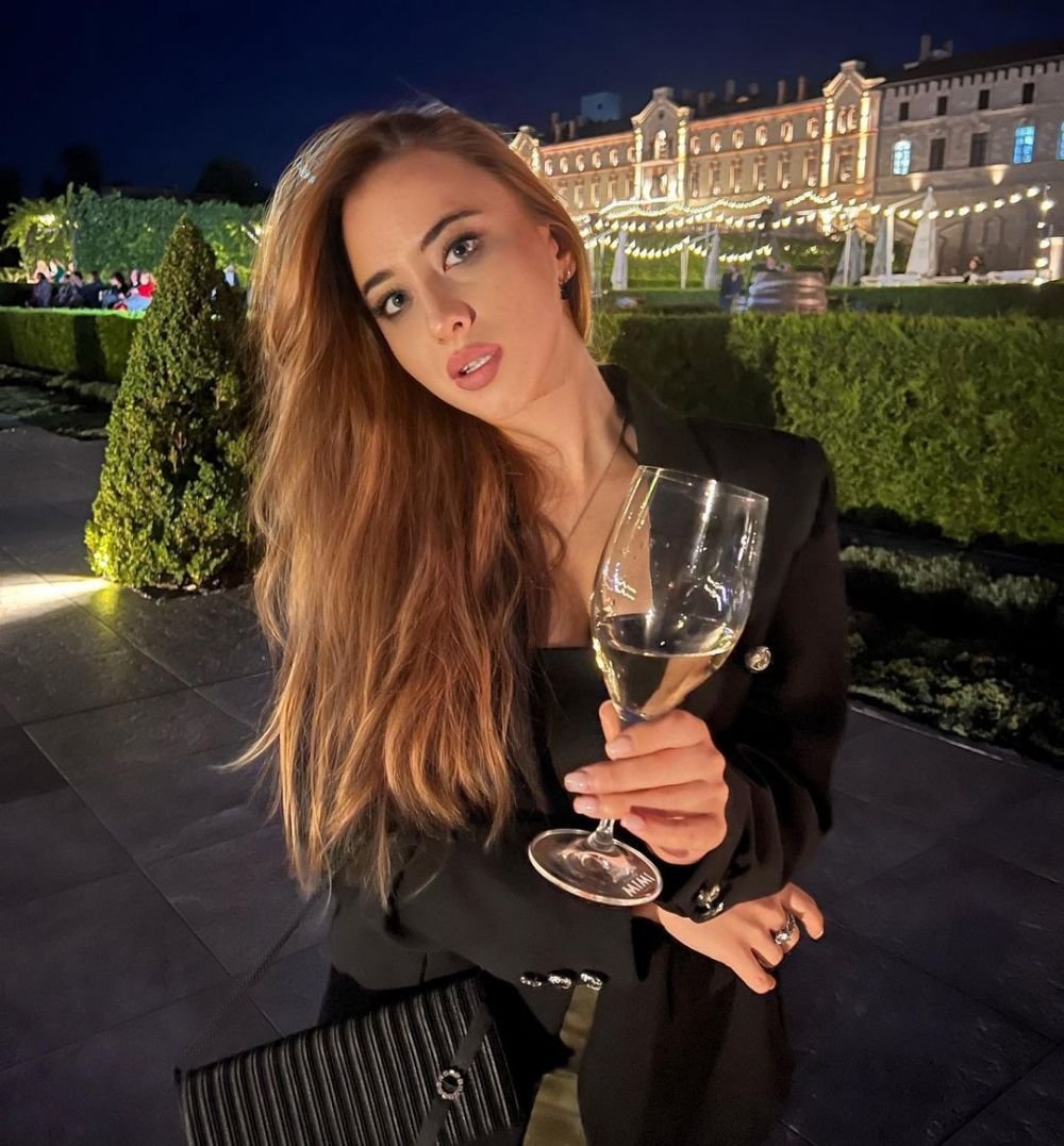 Olivia Cucoș a fost atracția serii la Moldova - România 0-5! Jucătorii preferați din Liga 1 ai jurnalistei de la TeleRadio Moldova _32