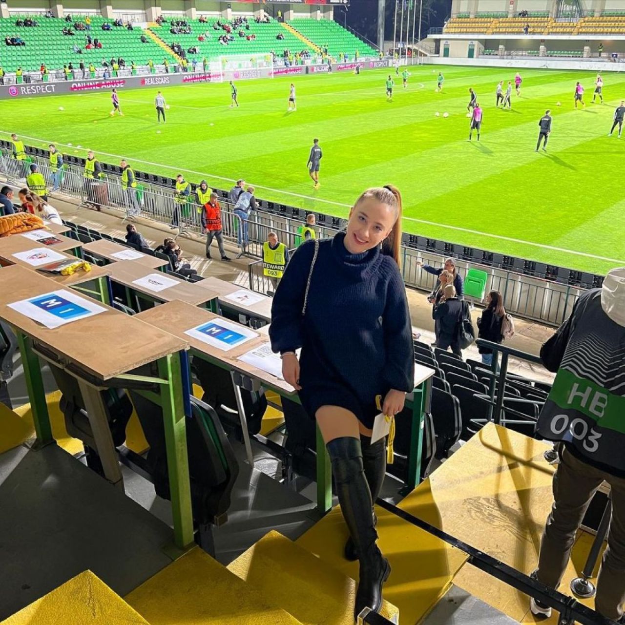Olivia Cucoș a fost atracția serii la Moldova - România 0-5! Jucătorii preferați din Liga 1 ai jurnalistei de la TeleRadio Moldova _38