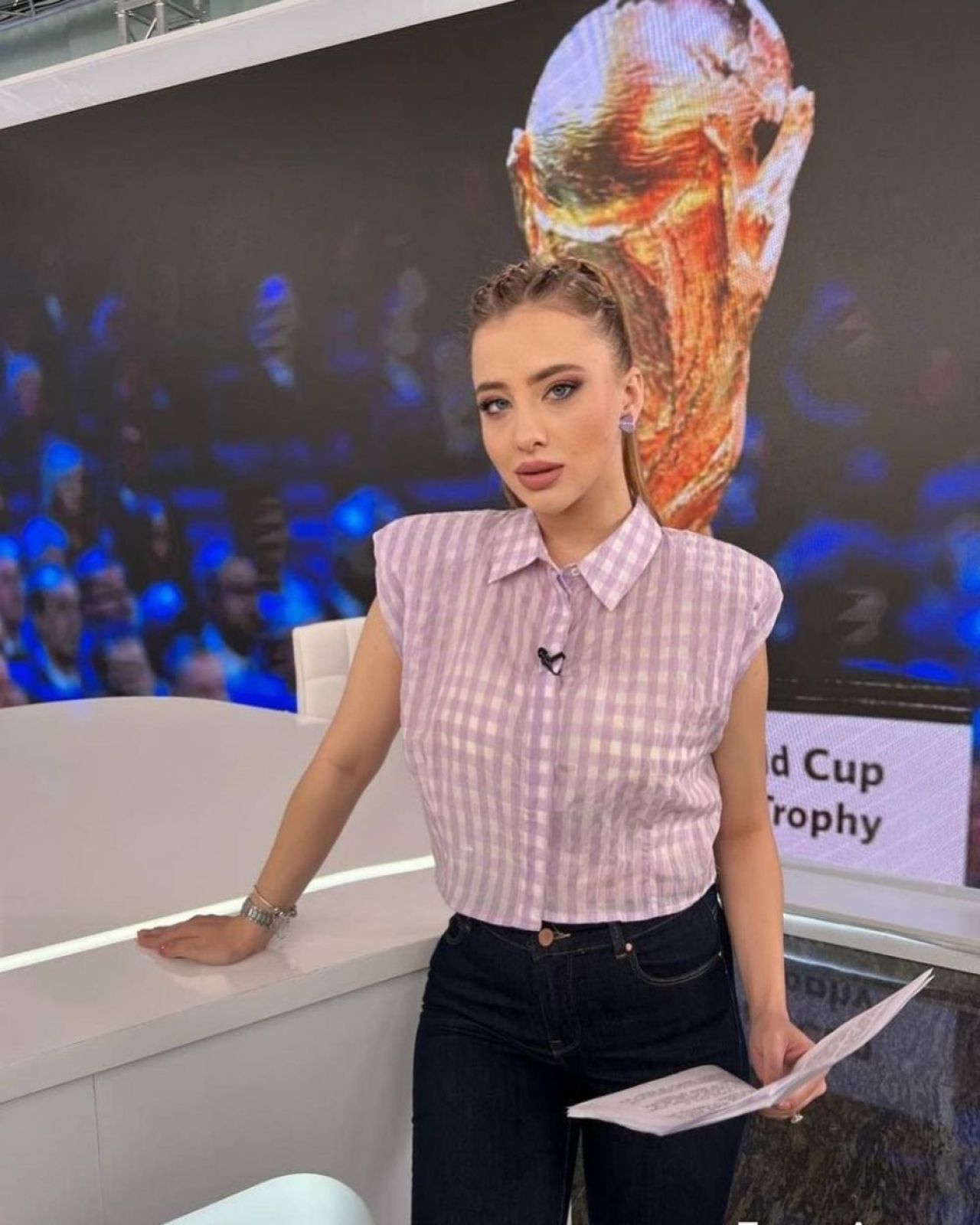 Olivia Cucoș a fost atracția serii la Moldova - România 0-5! Jucătorii preferați din Liga 1 ai jurnalistei de la TeleRadio Moldova _45