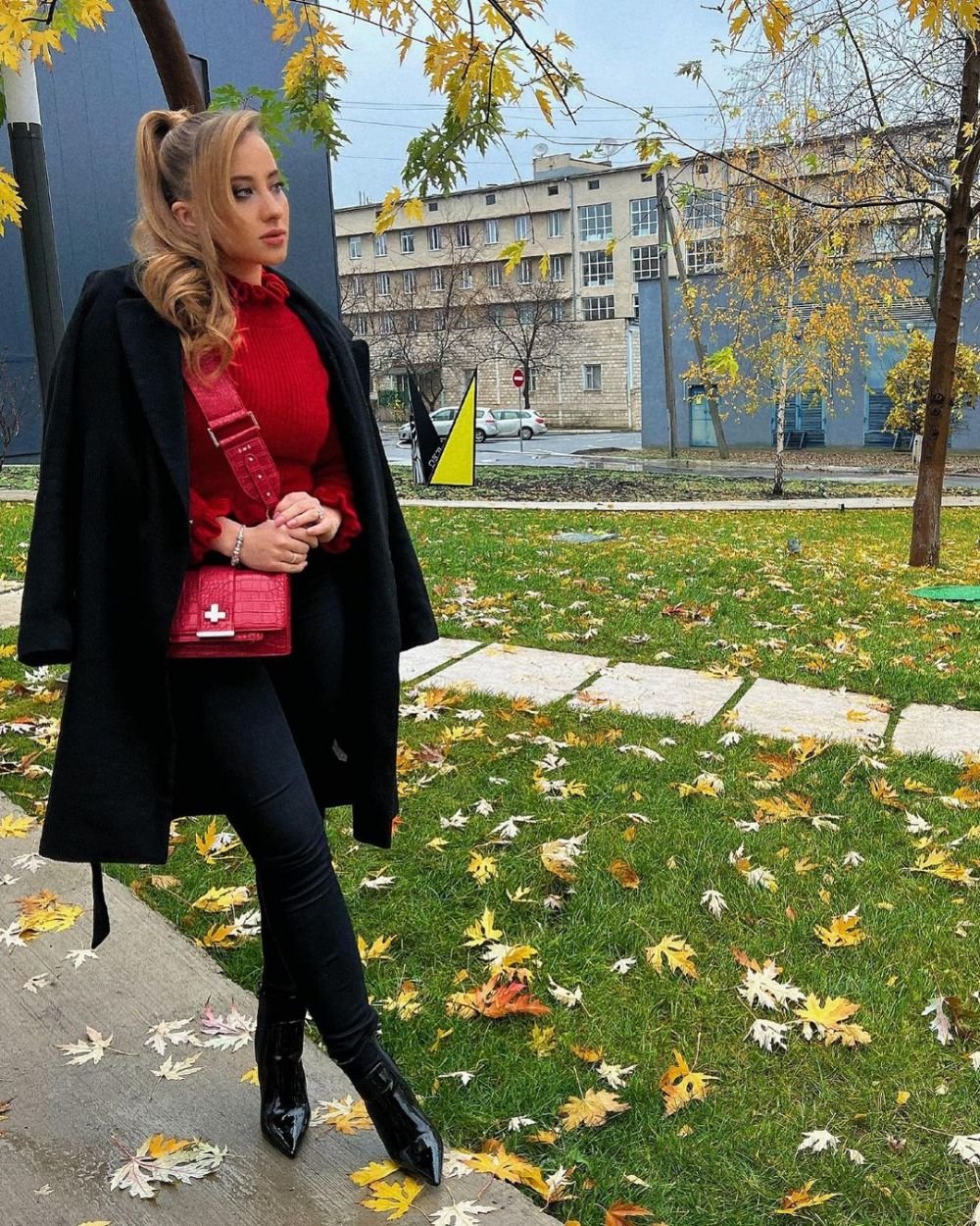 Olivia Cucoș a fost atracția serii la Moldova - România 0-5! Jucătorii preferați din Liga 1 ai jurnalistei de la TeleRadio Moldova _49