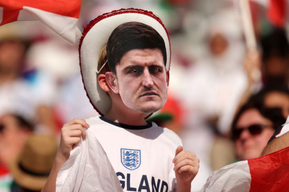 Harry Maguire, ”terorizat” de fani! Ce a apărut în tribune, înainte de Anglia - Iran_4