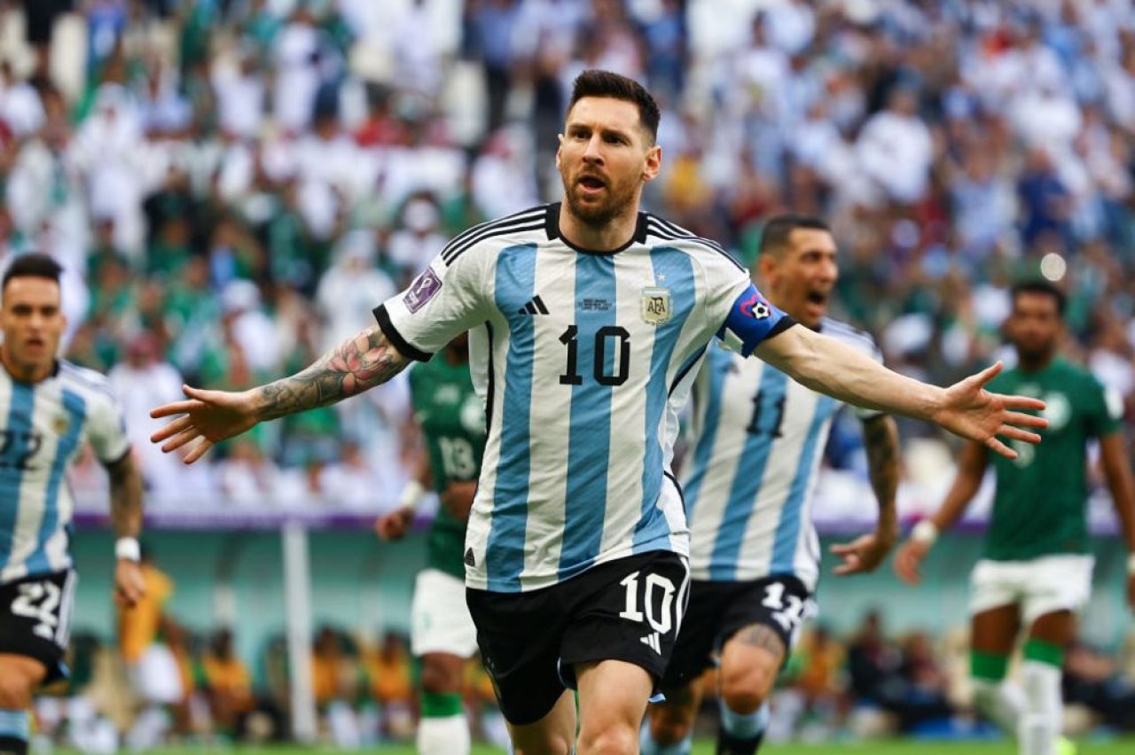 Leo Messi a intrat în istoria Cupei Mondiale, după ce a marcat în Argentina - Arabia Saudită! _1