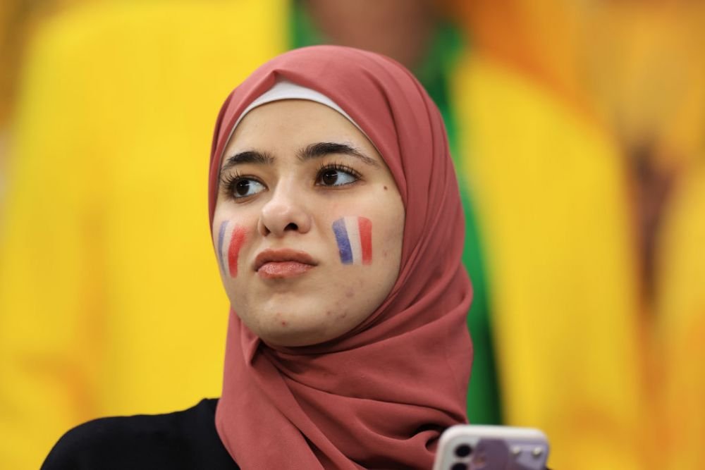 Frumusețile Campionatului Mondial din Qatar! Imagini spectaculoase cu fanele care au făcut senzație în tribune _32