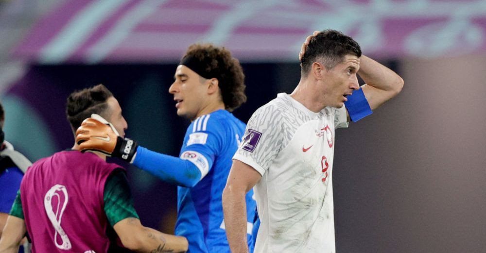 Ce a postat Robert Lewandowski după ce a ratat penalty-ul care îi putea aduce victoria Poloniei în meciul cu Mexic _1