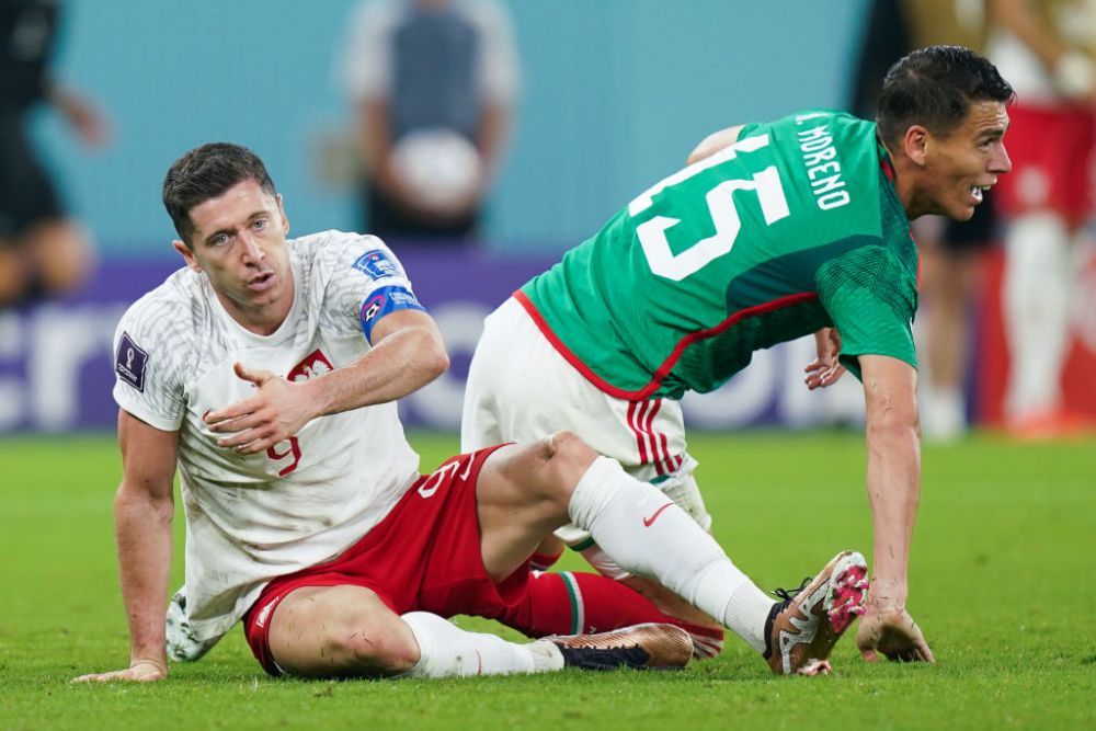 Ce a postat Robert Lewandowski după ce a ratat penalty-ul care îi putea aduce victoria Poloniei în meciul cu Mexic _3