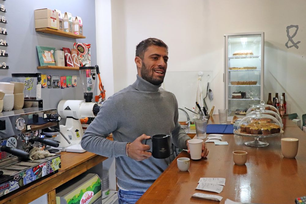 Povestea fotbalistului rom&acirc;n care a pierdut aproape 200.000 de euro din cauza cluburilor din Liga 1