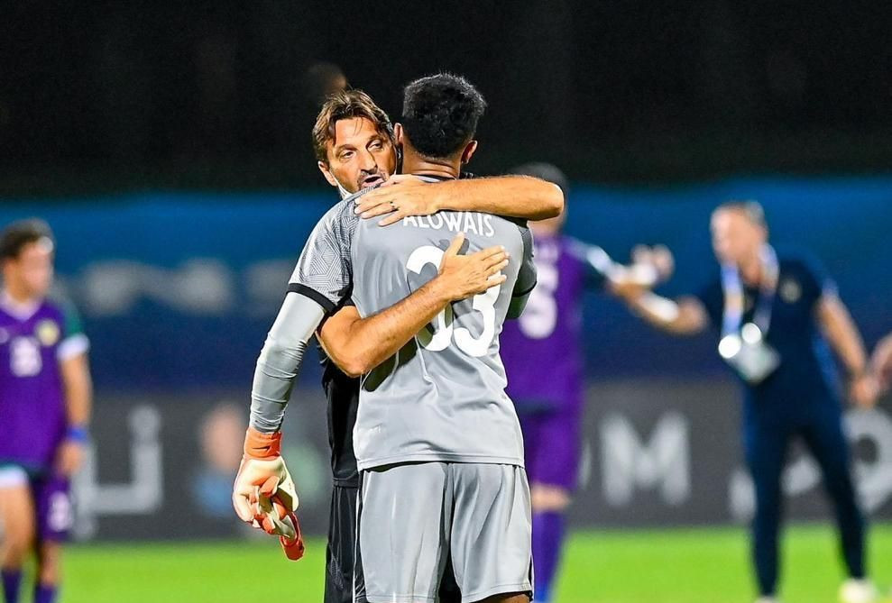 Florin Tene, rom&acirc;nul care l-a antrenat pe portarul Arabiei Saudite. Al-Owais și jucătorul pe care l-a accidentat involuntar sunt ca frații . Detalii despre goalkeeper