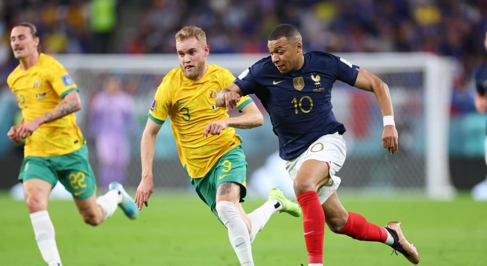 “D-asta el câștigă 200 de milioane pe an, iar eu sunt unde sunt”. Performanța uluitoare reușită de Mbappe_4