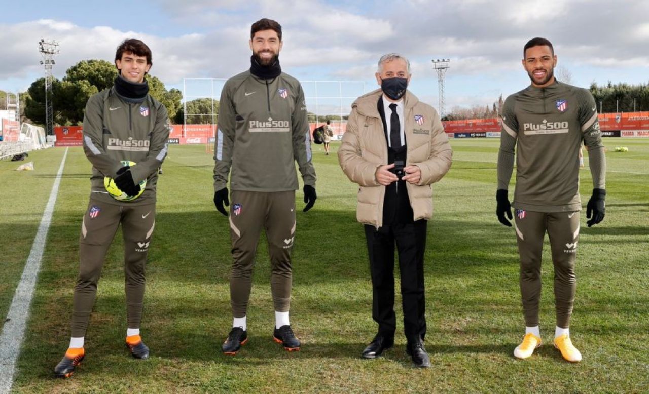 Medicul lui Atletico Madrid, chemat de Vatican ca să îl trateze pe Papa Francisc_3